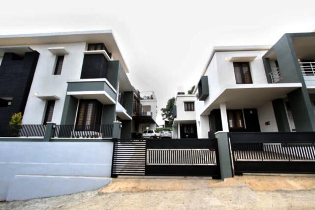 Albisville Hilltop Mansion Udagamandalam Exterior foto